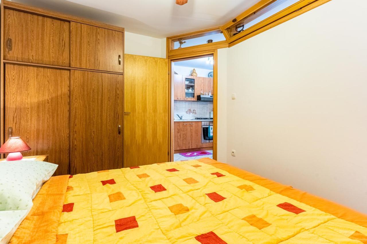 Kovacine Apartment Cres Buitenkant foto